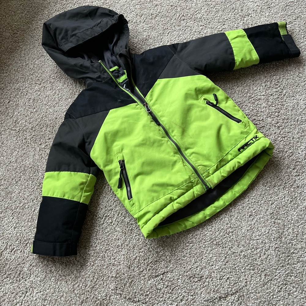 Boys 3T Hooded Jacket & Snowpants